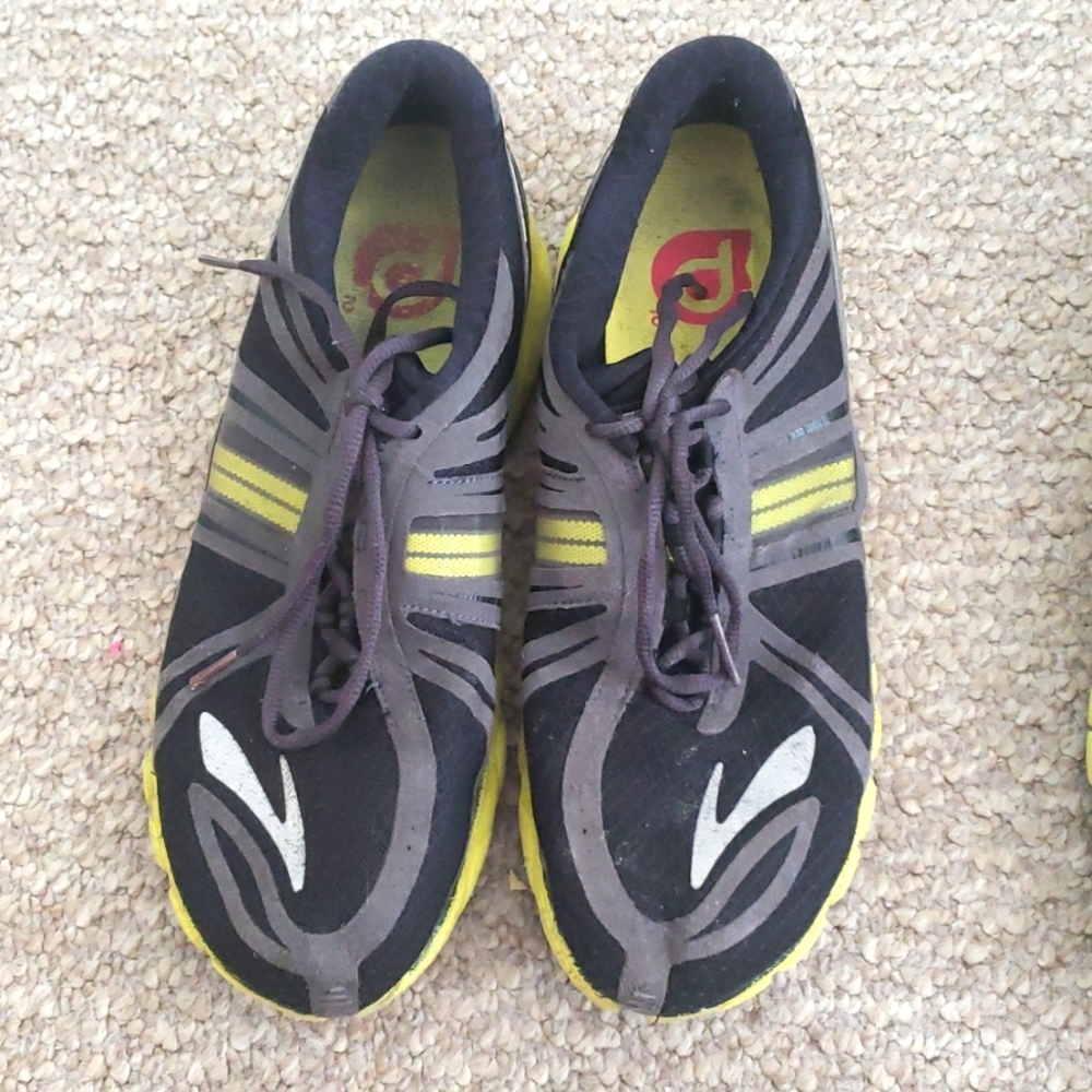Brooks Pure Cadence Running Shoes